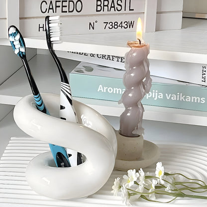 Nexus Ceramic Holder - Modern Design with Rope-Knot Detail
