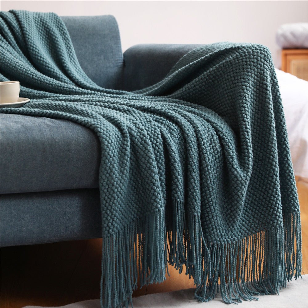 Throw Blanket for Couch, Chunky Knit Blanket in Soft Cozy Yarn, Oversized Knit Throw Blanket for Bed and Outdoor