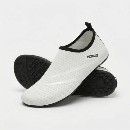 Lightweight Grip Water Shoes for Swimming, Beach & Aqua Sports – Quick-Dry Unisex Barefoot Aqua Socks