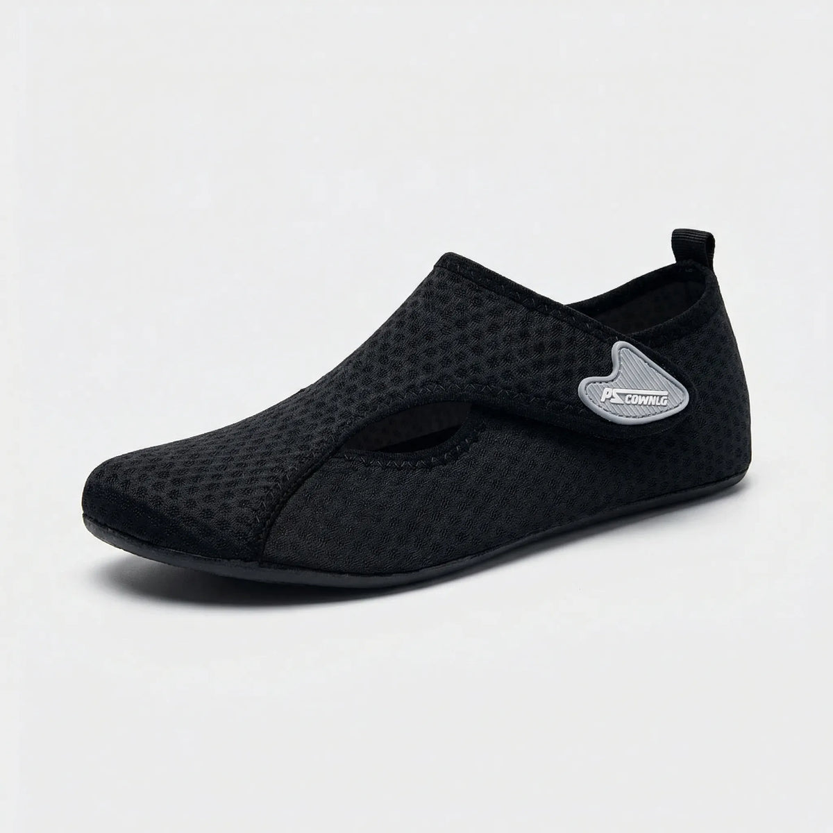 Lightweight Water Shoes with Non-Slip Rubber Sole for Swimming, Surfing, Beach & Pool – Snug Sock-Like Fit, Quick-Dry Aqua Socks for Men &