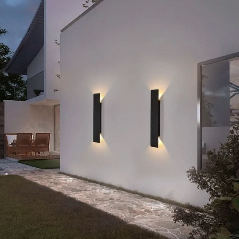 GARDENSHINE – Waterproof LED Lamp for Stylish Exterior Lighting