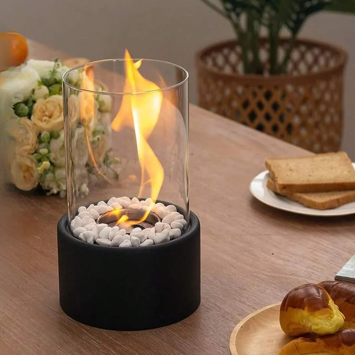 Vintage Flame Oil Lamp – Classic Tabletop Lantern with Glass Hurricane Shade for Dining Room & Living Room Ambiance