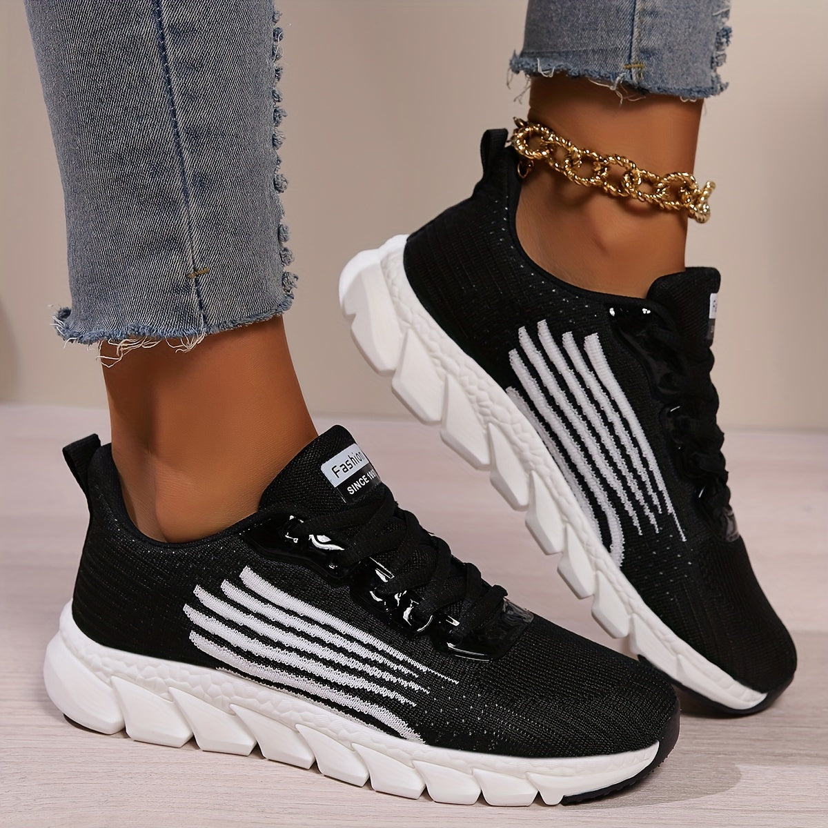 Women's Running Shoes Cushioned Shock-Absorbing Sole Lightweight Breathable Sneakers for Everyday Training & Walking