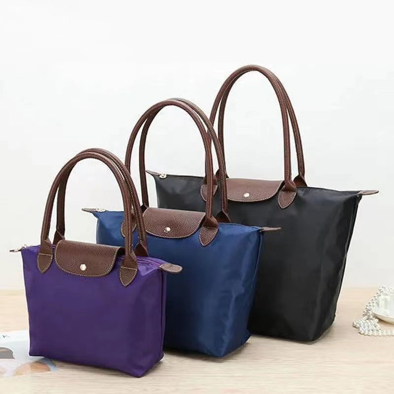 Water-Resistant Nylon Tote Bag with Leather Accents – Spacious Carryall for Work, Travel & Errands