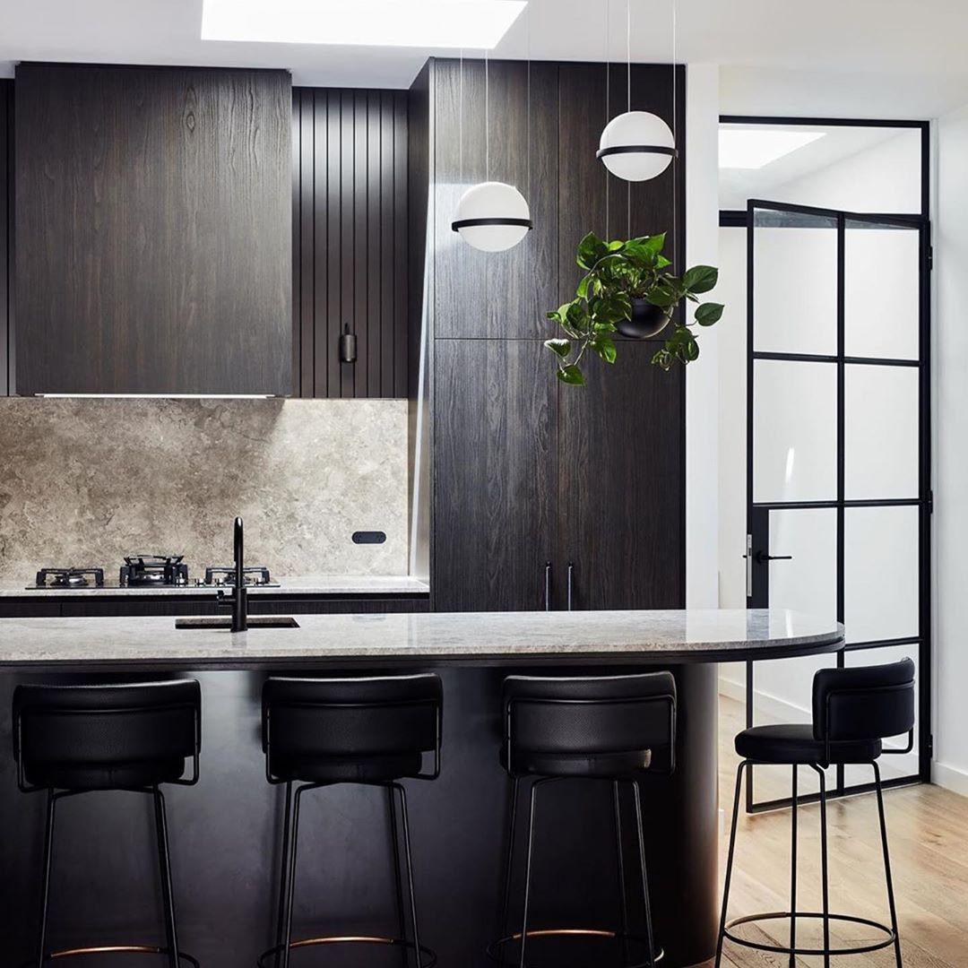 Spherical LED Hanging Fixture for Kitchen Island & Dining Area – Adjustable Height Black Metal Pendant with Dual-Tone Lighting, 8.7 in Acryl