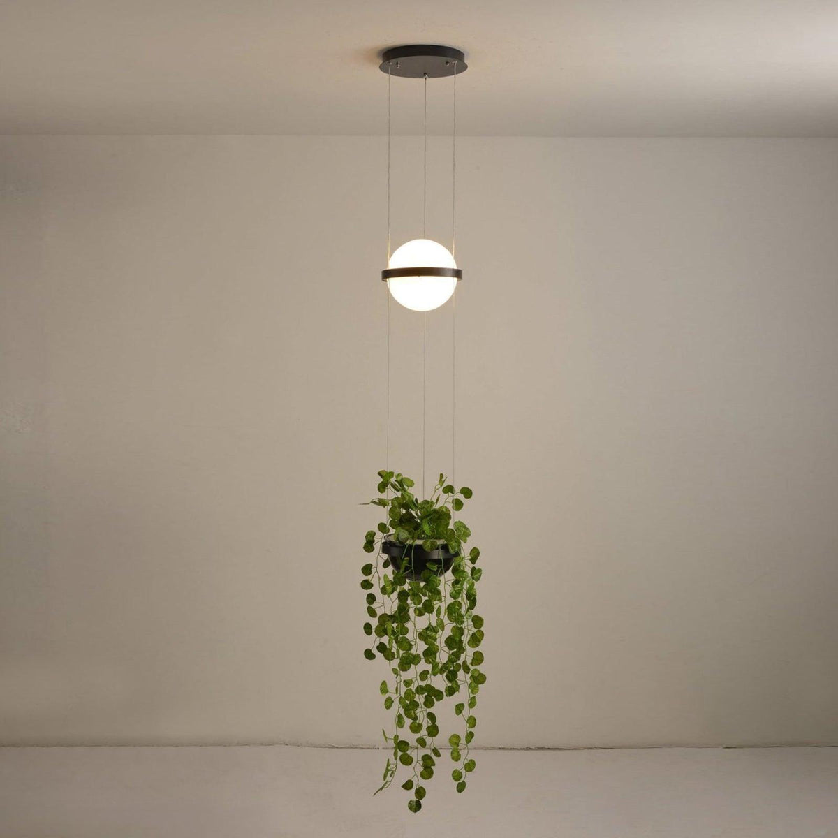Spherical LED Hanging Fixture for Kitchen Island & Dining Area – Adjustable Height Black Metal Pendant with Dual-Tone Lighting, 8.7 in Acryl