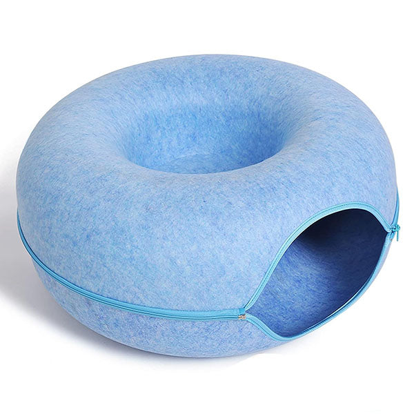 Enclosed Cat Bed Cave with Peek-a-Boo Hole – Soft Plush Igloo Den for Hideaway Sleep & Play