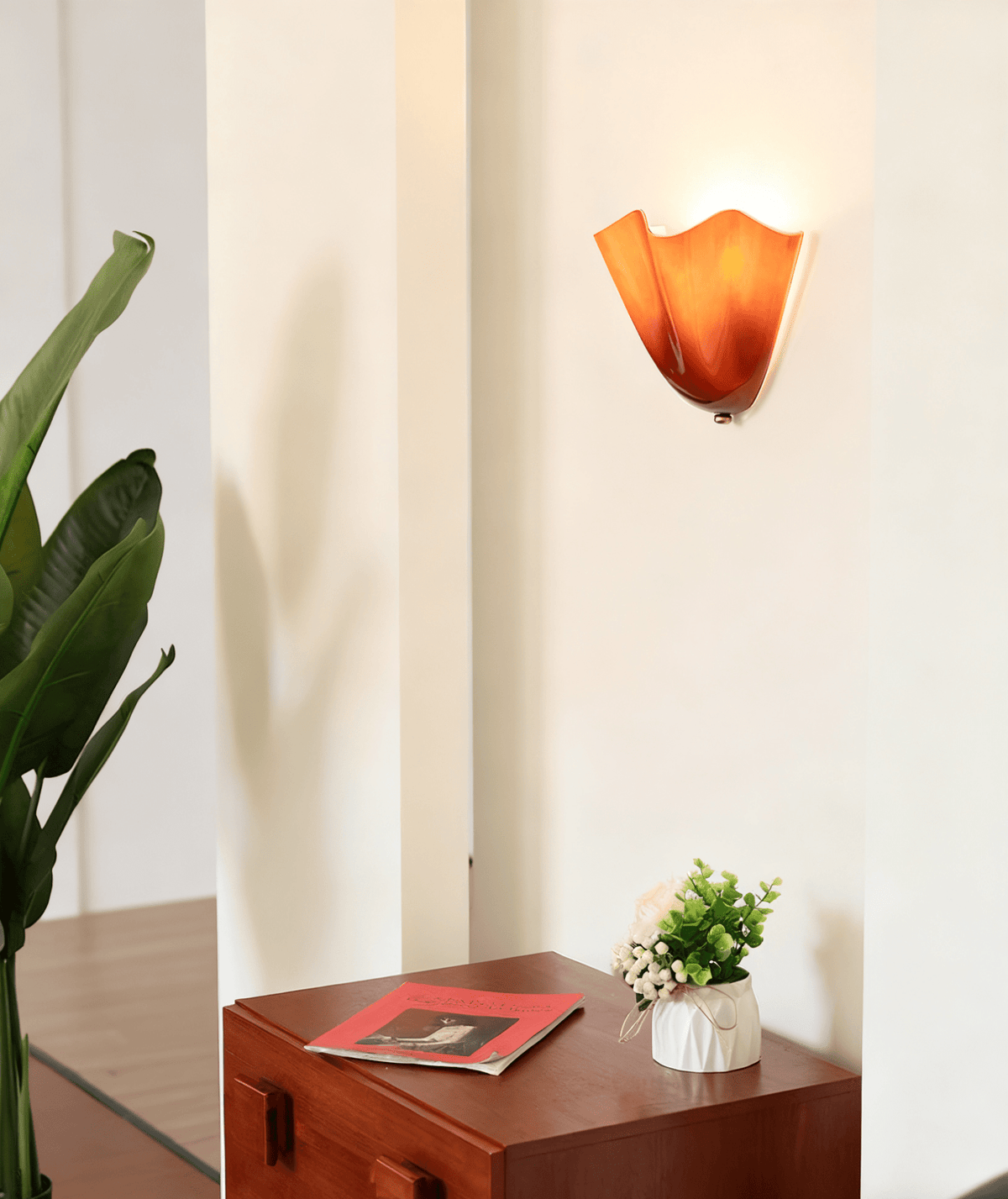 Petalia | Modern Glass Wall Sconce with Organic Design | Ambient Lighting for Elegant Spaces