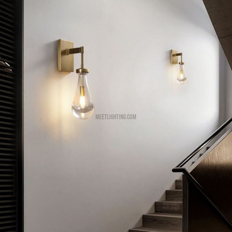 Hand-Blown Glass Wall Sconce with Teardrop Shade – Modern Brass Lighting for Bedroom, Hallway & Living Room