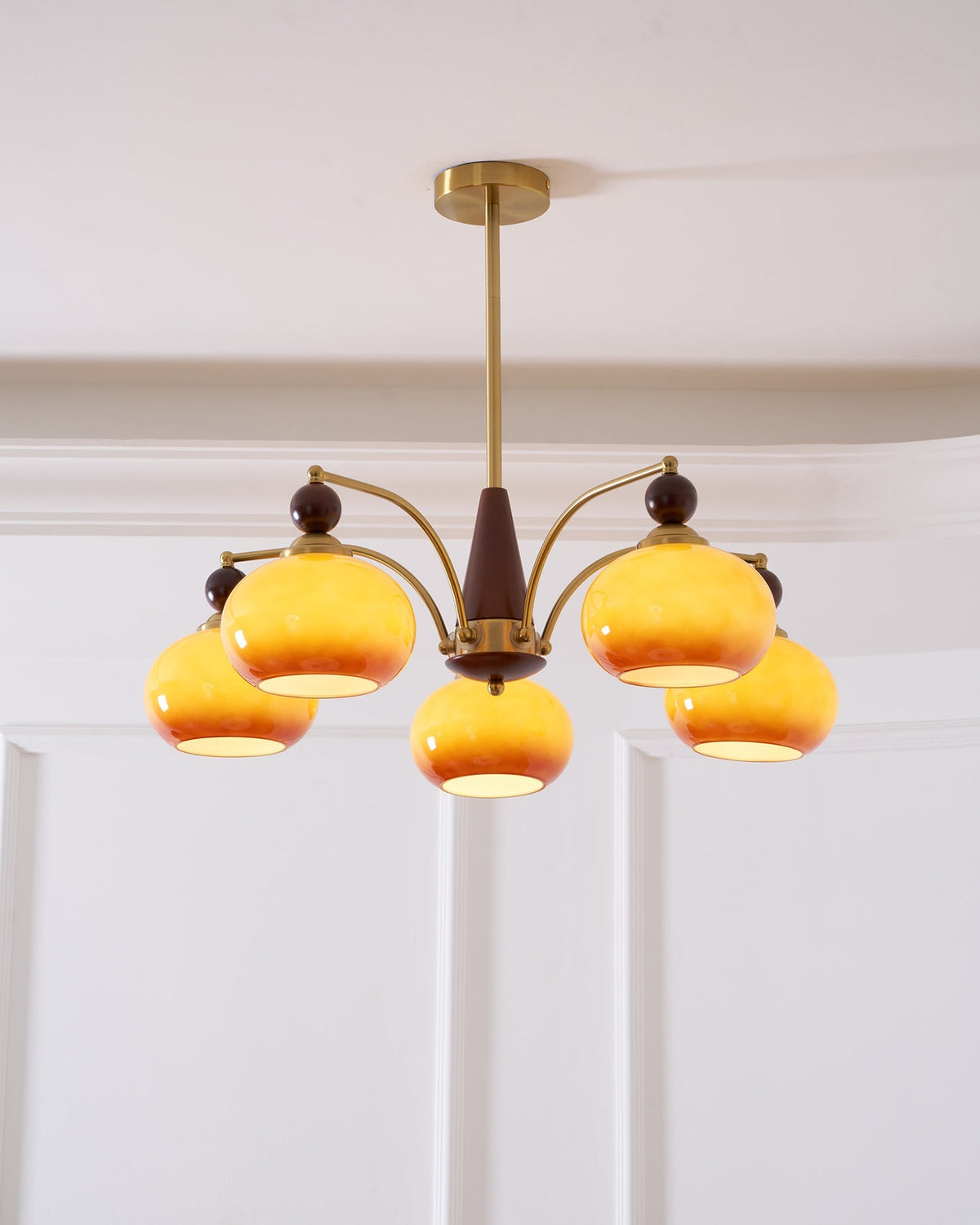 Multi-Arm Pendant Light Fixture Wood Brass Glass Shades Adjustable Height Dining Room Living Room Overhead Lighting 3 5 8 Bulb Vintage Indus