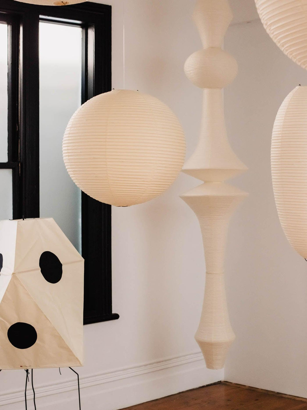 Handcrafted Paper Lantern Ceiling Light White Drum Shade Hanging Fixture E26 E27 Socket Bedroom Living Room Dining Room Ambient Glow Modern