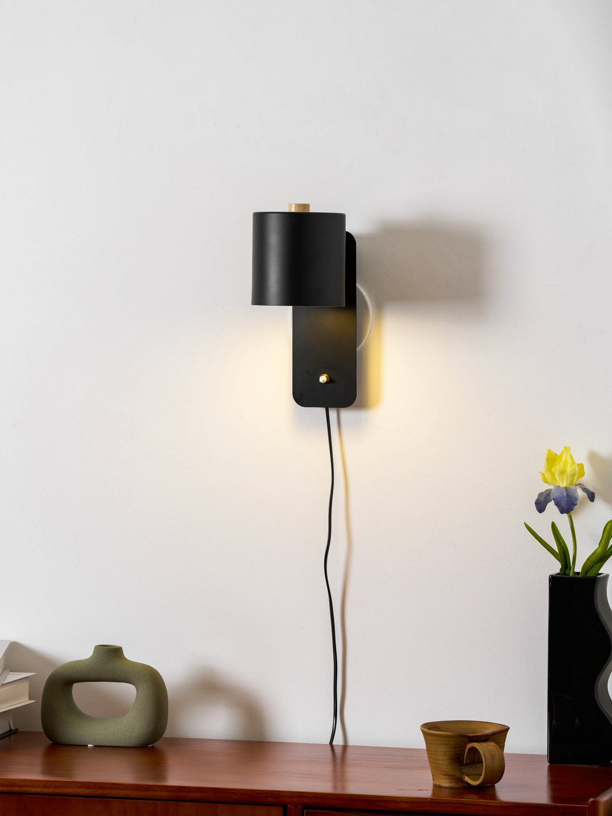 Adjustable Metal Wall Sconce with 350° Swivel Head for Bedroom Reading Nook Living Room Hallway Ambient Task Lighting E26 Socket 5 in Dia 12