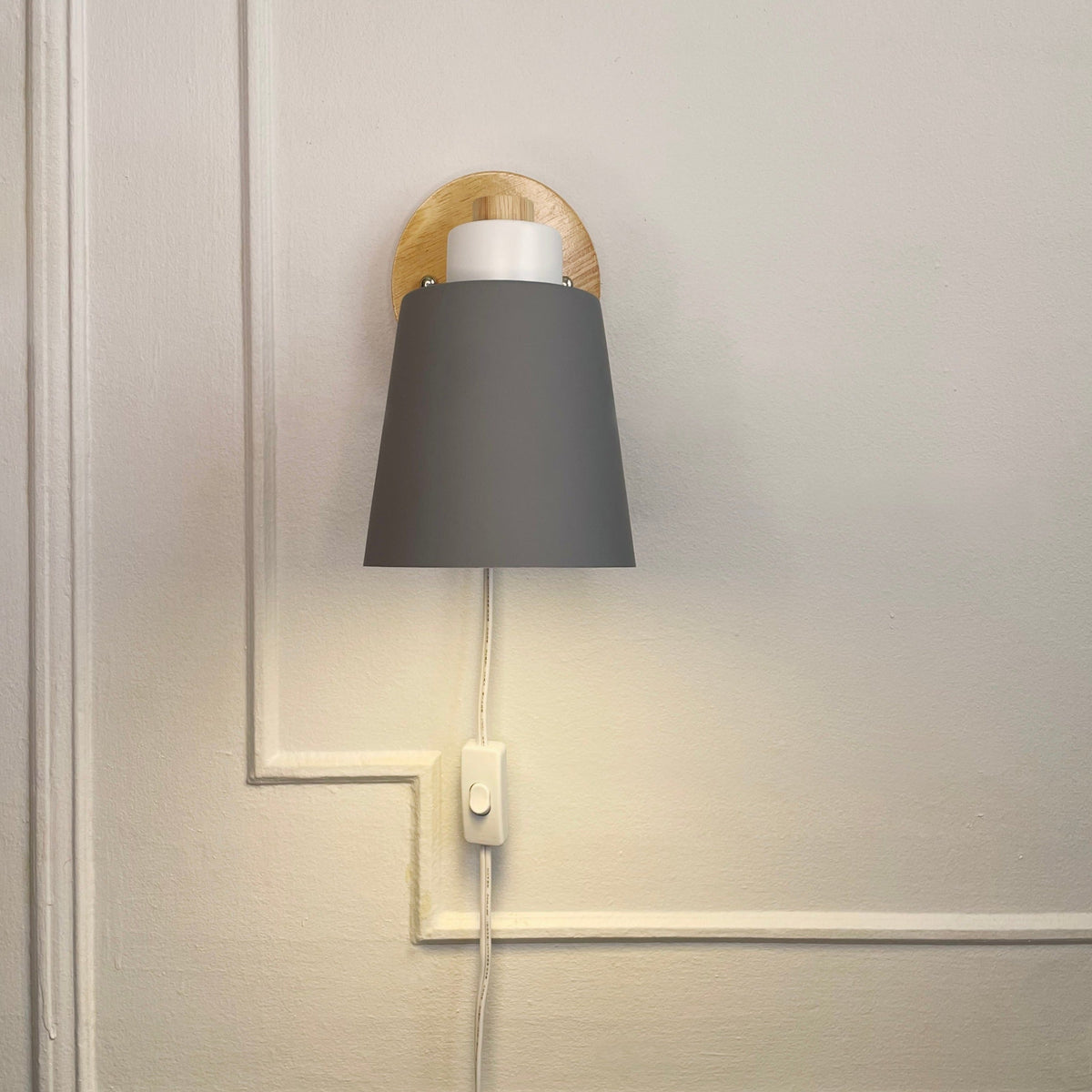 Adjustable Wood & Metal Sconce 7.5 in Yellow Plug-In Task Light for Nightstand Bedrooms Home Office Swivel Arm Accent Lighting