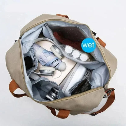 Weekender Duffel with Separate Shoe Pocket and Wet Gear Storage for Training, Sports and Travel