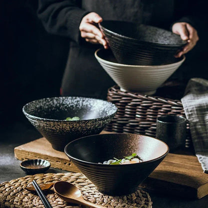 Handcrafted Ceramic Noodle Bowl 7 inch Asian-Inspired Soup Dish for Pho Udon Rice Meals Minimalist Dinnerware Versatile Kitchen Serving Piec