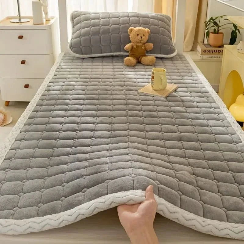 COZYMILK – Milk Velvet Bedding Protector Soft Relaxing Feel