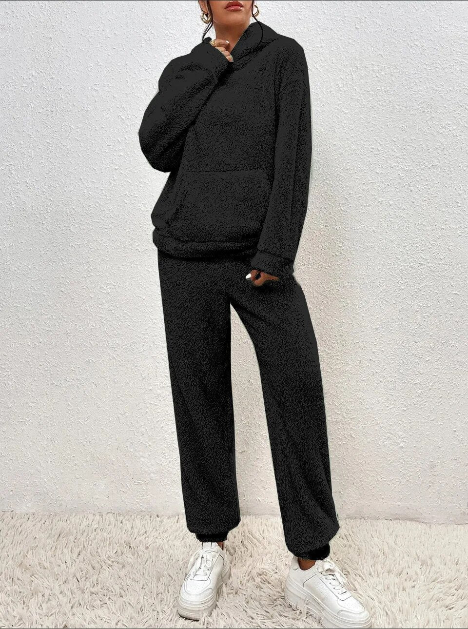 Hooded Teddy Fleece Loungewear Set for Women – Two-Piece Oversized Sweatsuit with Pocket – Cozy Winter Homewear Outfit