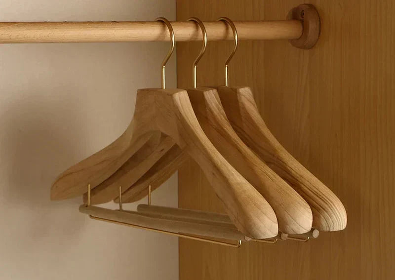 Premium Wooden Suit Hangers with 1.6-Inch Wide Shoulders & Anti-Slip Trouser Bar – Natural Cinnamon Wood Closet Organizers for Jackets, Coat