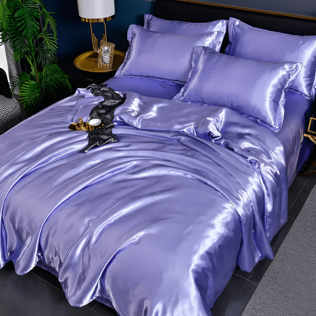 Queen Bedding Set Polyester Satin-Feel Cover for Year-Round Sleep Comfort Machine Washable Wrinkle-Free
