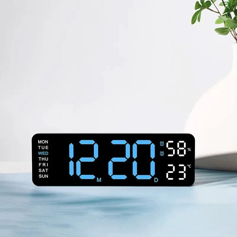 MINIMALUXE – USB LED Clock for Elegant Modern Interiors