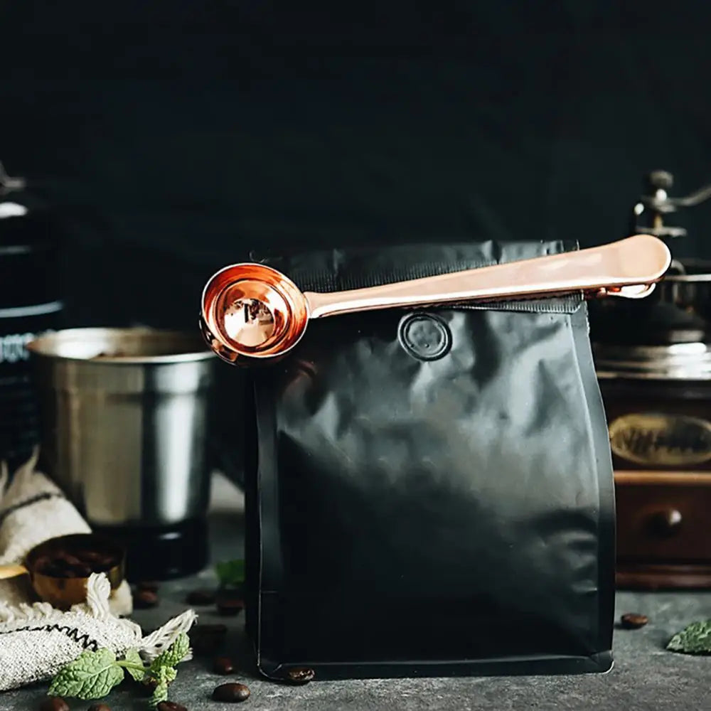 Stainless Steel Measuring Scoop with Bag Sealing Clip for Coffee Beans Tea Leaves Kitchen Storage Organization Silver Gold Black Rose Gold