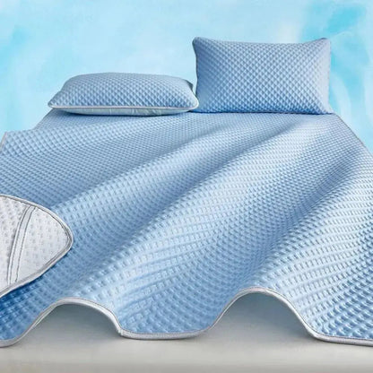 Cooling Mattress Pad with Breathable Ice Silk Fabric | Soft Design for Comfortable Summer Sleep