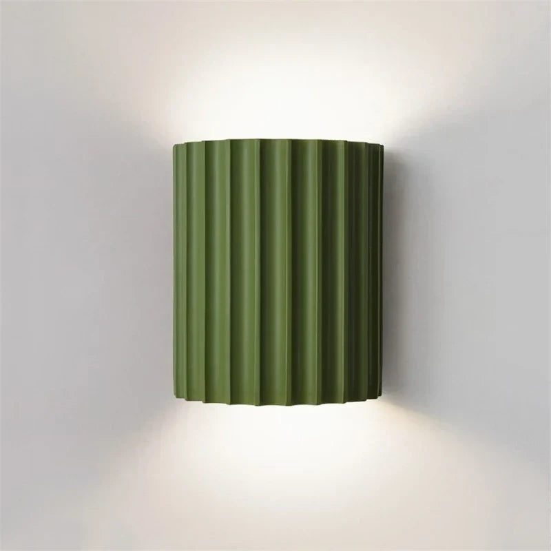 Textured Resin Wall Sconce with Upward & Downward Glow – Modern Ribbed Design for Bedroom, Living Room, Hallway – E27 Socket