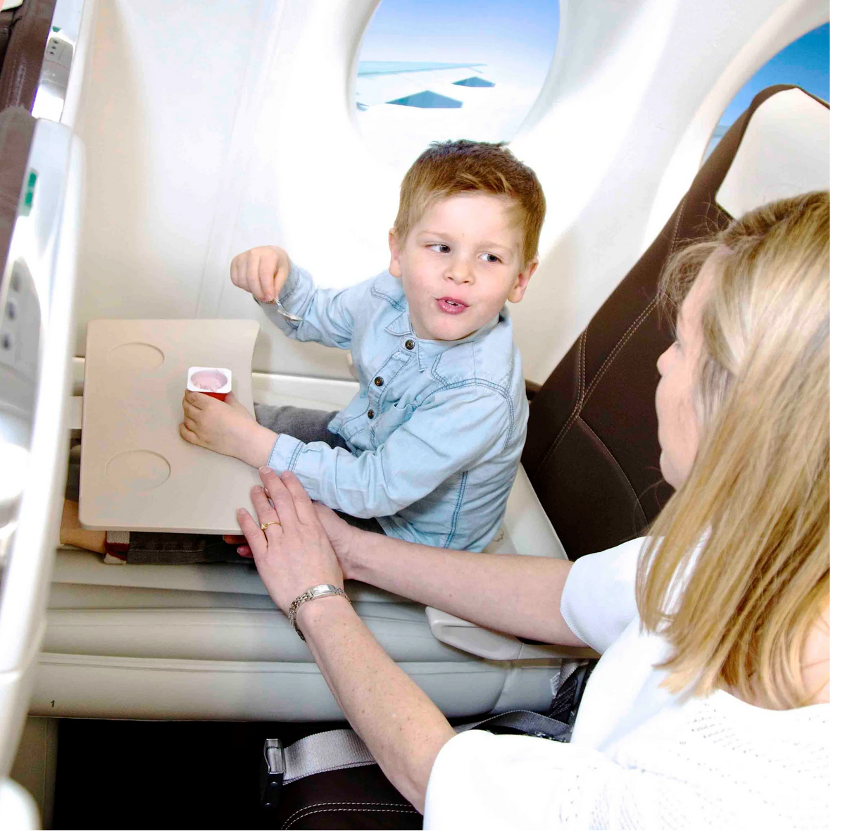 Travel Bed for Toddlers, Inflatable Airplane Bed with Soft Surface, Portable Airplane Seat Bed for Kids Flights