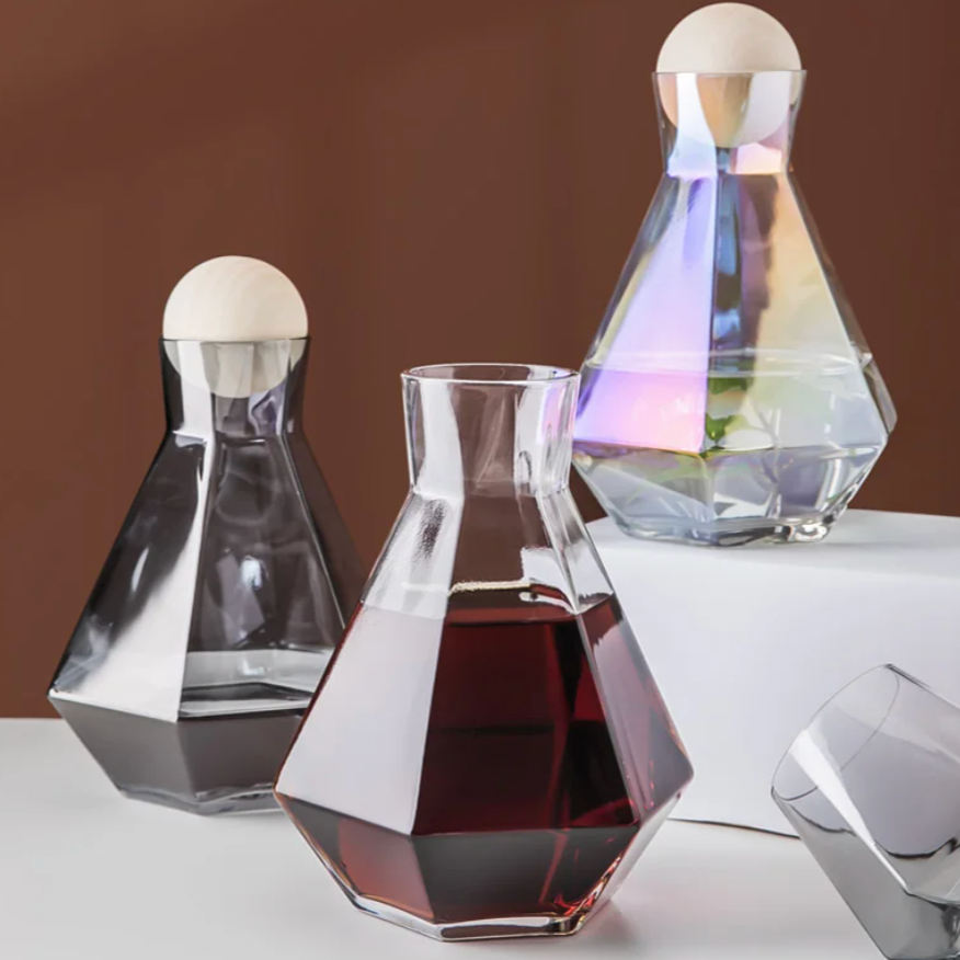 Geometric Glass Pitcher and Tumbler Set for Cocktails, Water & Juice – 5-Piece Beverage Serving Collection with Wooden Stopper