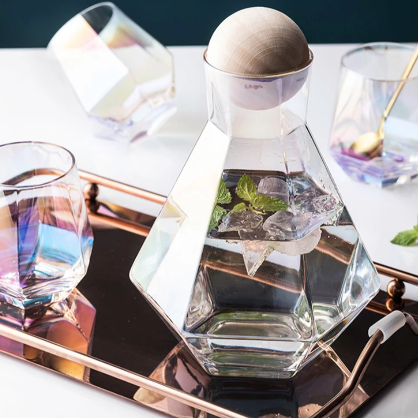 Geometric Glass Pitcher and Tumbler Set for Cocktails, Water & Juice – 5-Piece Beverage Serving Collection with Wooden Stopper