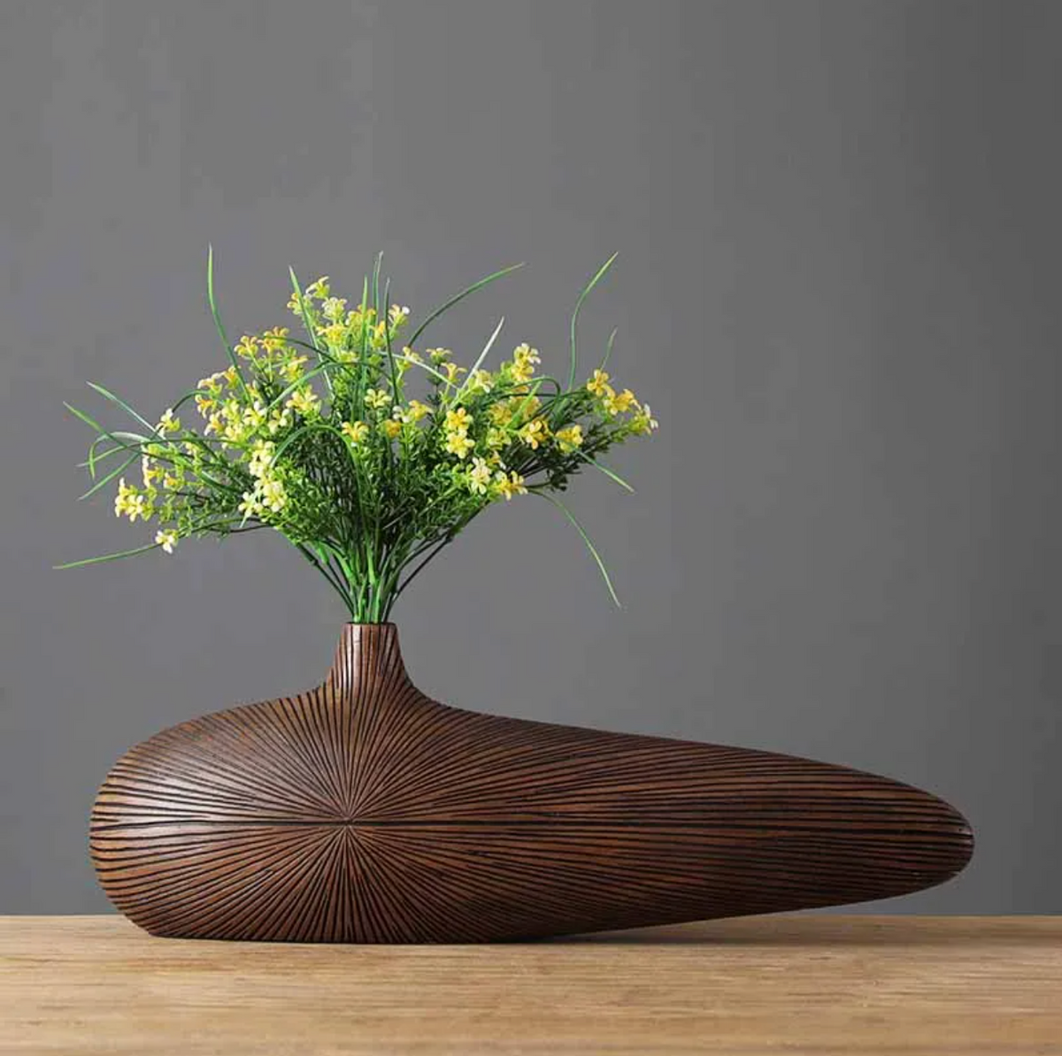 Sculptural Faux-Wood Vase for Floral Displays & Statement Décor, Medium 14 in & Large 20 in, Textured Organic Design for Living Room, Bedroo