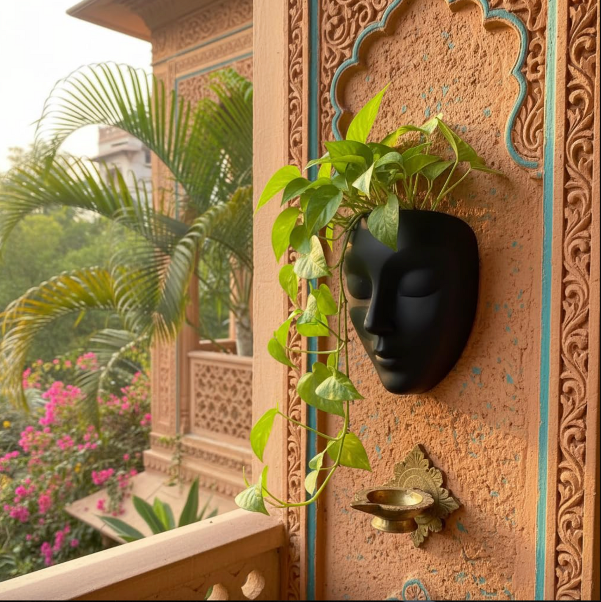 Verdanova™ – Ceramic Face Wall Planter