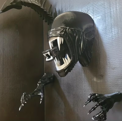 Xenobreach™ – Alien Wall Sculpture