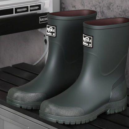 STORMTREAD - Durable outdoor rain boots designed for reliable comfort and protection.