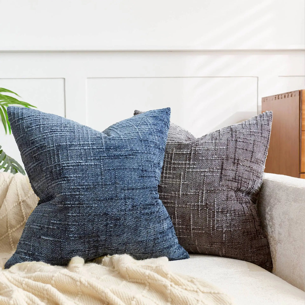 Plush Chenille Pillow Case 18 in Textured Bamboo Relief Pattern for Sofa Bed Living Room Bedroom Accent Home Décor Throw Cushion Slipcover