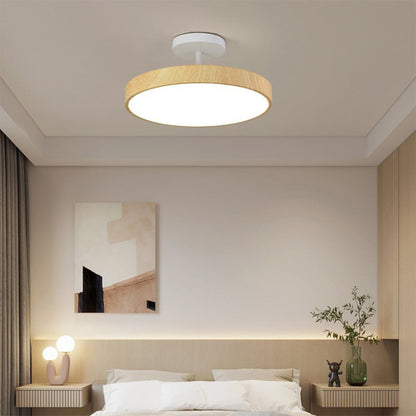 Flush Mount Ceiling Light with Wood Grain Finish & Gold Frame – Modern Scandinavian Design for Living Room, Bedroom & Dining Room
