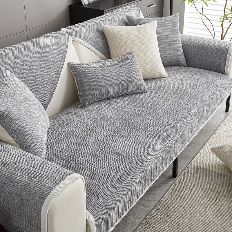 PawGuard – Eco-Friendly Scratch Protection Sofa Cover