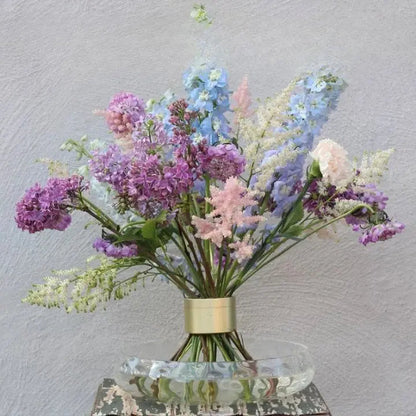 Spiral Frog Pin Vase Insert 2.8 × 1.8 inches 19-Hole Grid Keeps Bouquets Neat for Fresh Dried Artificial Stems Kitchen Table Centerpiece Wed