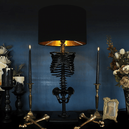 Resin Skeleton Desk Lamp 13.8 in Black Gothic Bedside Accent Light Warm Atmospheric Mood Lighting for Reading Corner Home Office Bedroom Dec