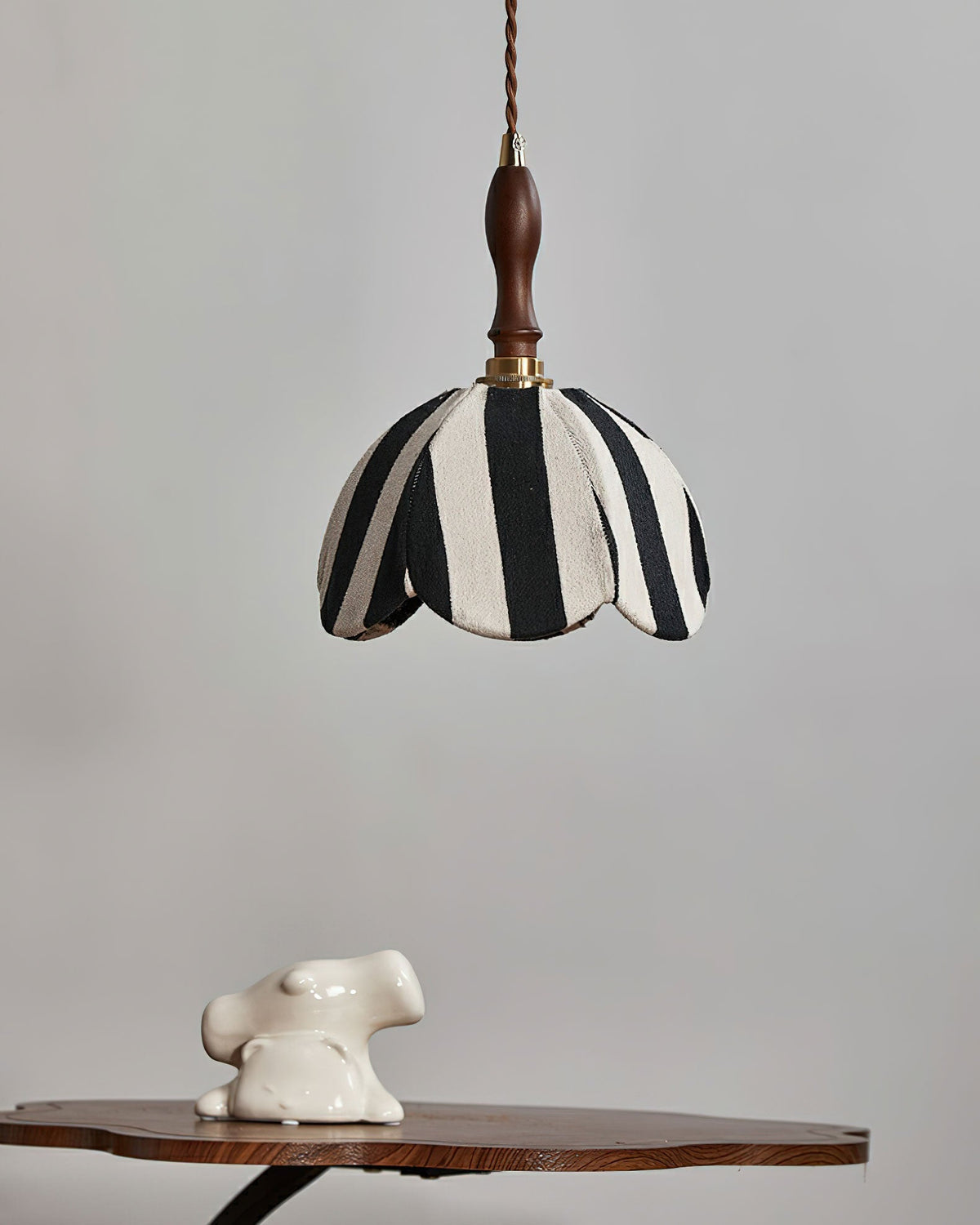 Hanging Ceiling Light with Tulip-Style Striped Shade 7.9 in Diameter Adjustable Wood Accent for Kitchen Dining Room Reading Nook Breakfast A