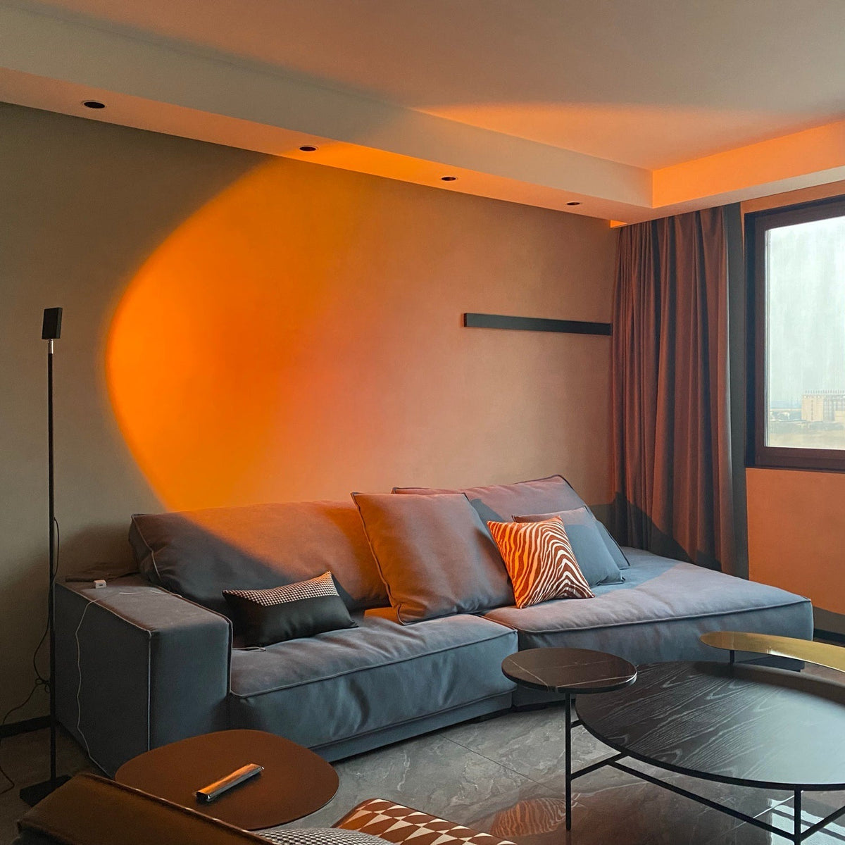 Sunset Red Halo Circle Floor Lamp with Adjustable Color Temperature for Living Room & Studio Ambiance | Modern Minimalist Gradient Light