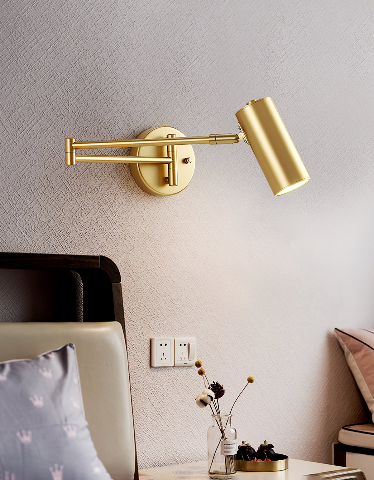 Swivel-Arm LED Wall Light with Extending Bracket for Bedroom Hallway Reading Nook Task Lighting Modern Dimmable Fixture Gold Black