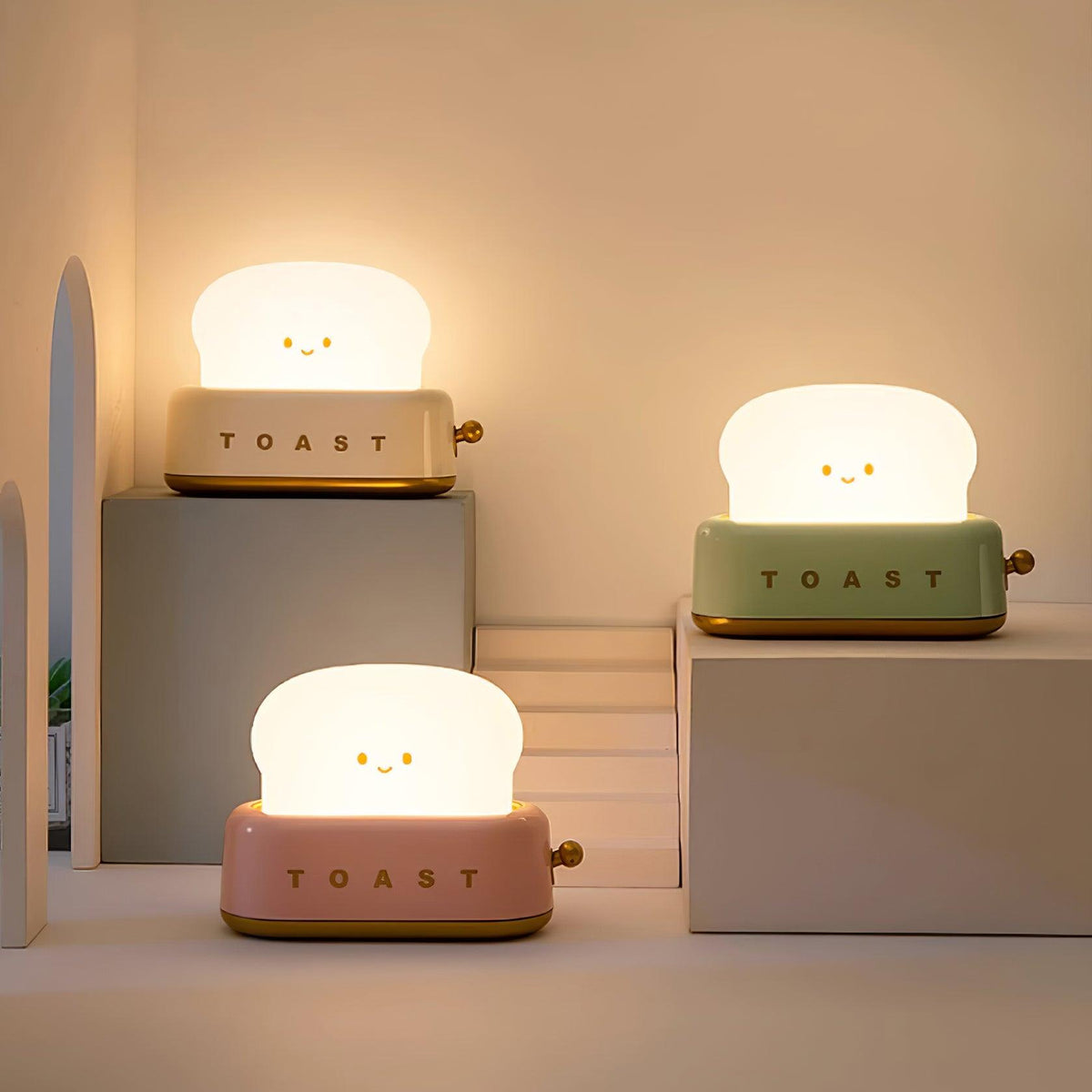 USB-Powered Toaster-Shaped LED Accent Light with Dimmer – 5.3 in Retro Desktop Lamp for Bedroom Nightstand Desk Office Dorm – Warm White Glo