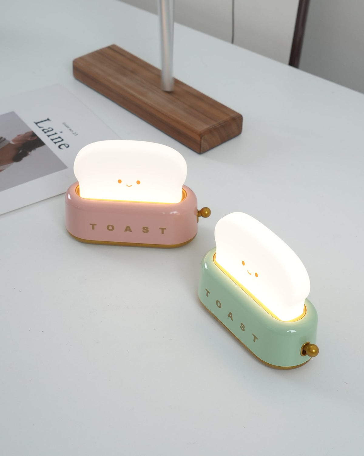 USB-Powered Toaster-Shaped LED Accent Light with Dimmer – 5.3 in Retro Desktop Lamp for Bedroom Nightstand Desk Office Dorm – Warm White Glo