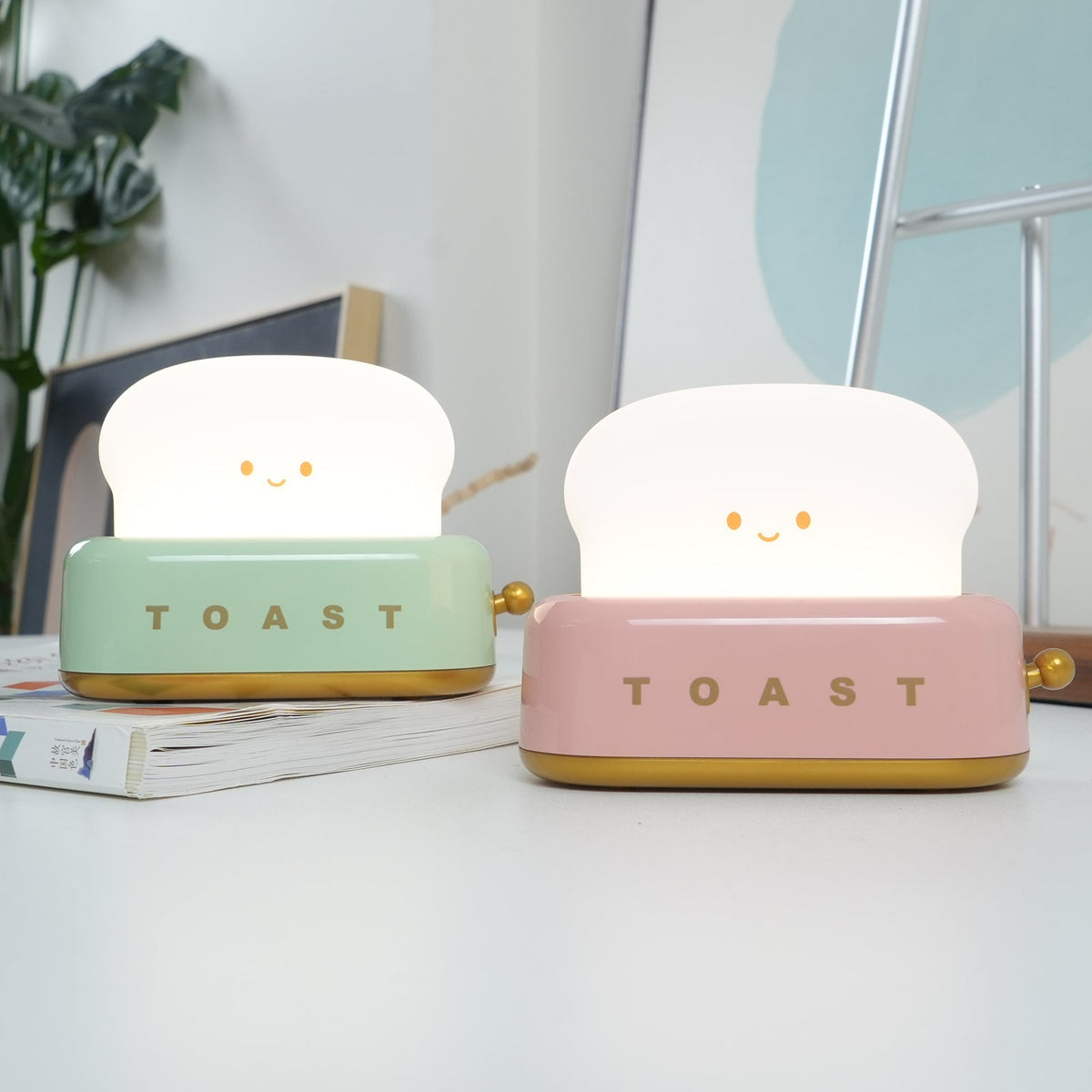 USB-Powered Toaster-Shaped LED Accent Light with Dimmer – 5.3 in Retro Desktop Lamp for Bedroom Nightstand Desk Office Dorm – Warm White Glo