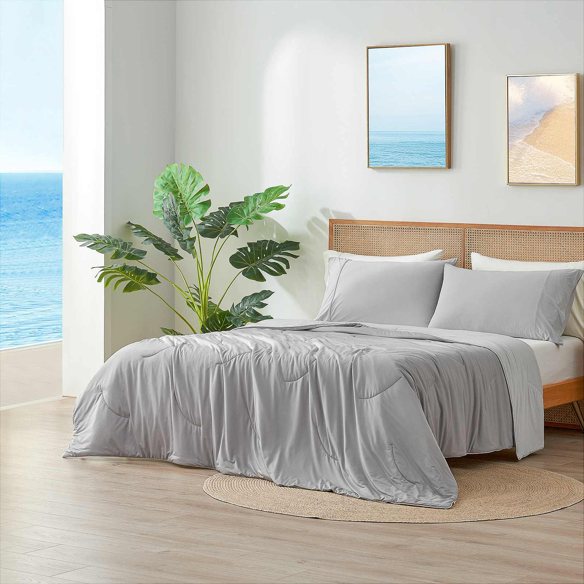 Ultra Cooling Comforter | Double-Sided Design with Advanced Fabric Technology | Lightweight for Year-Round Comfort