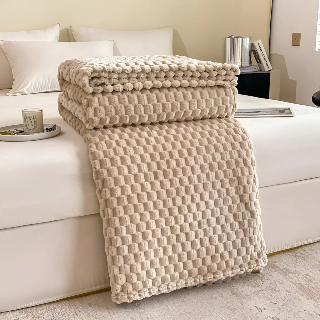 CozyNest | Fleece Blanket for Sofa & Bed with Breathable Comfort | Stylish Design for Year-Round Warmth