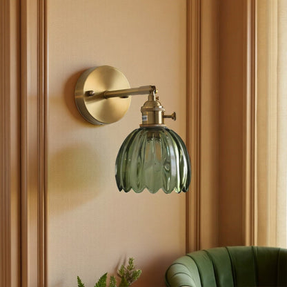Vintage Tulip Glass Wall Sconce with Flower Shade – Classic Accent Light for Bedroom, Living Room, Hallway – E27 Socket