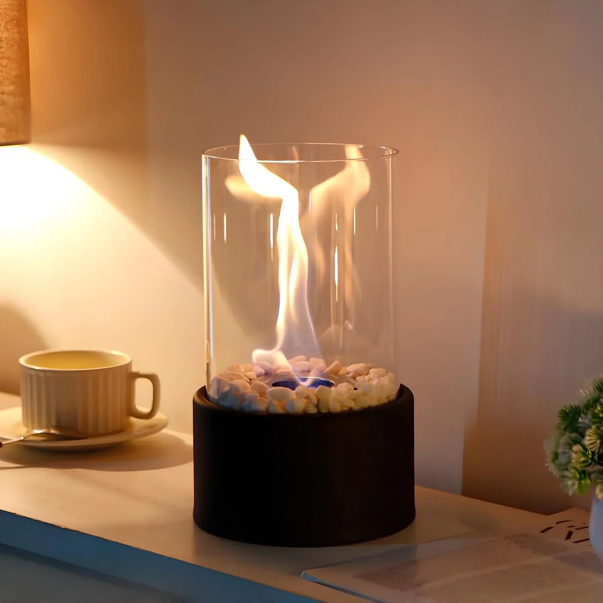 Vintage Flame Oil Lamp – Classic Tabletop Lantern with Glass Hurricane Shade for Dining Room & Living Room Ambiance