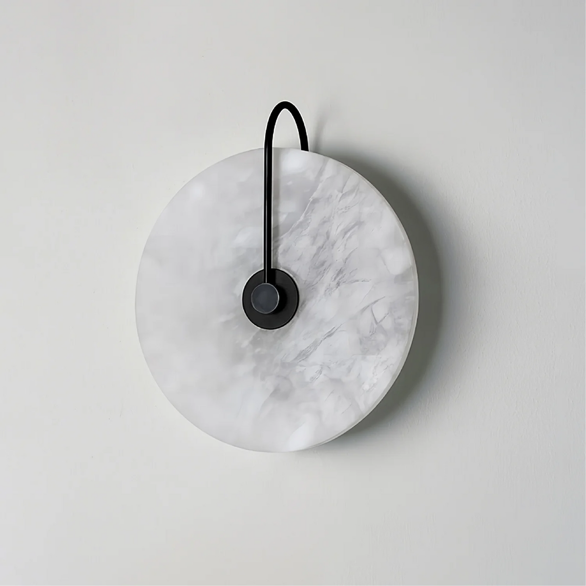 Natural Alabaster LED Wall Sconce – Stone Circle Light with Black or Gold Frame – Warm Glow Accent Lamp for Bedroom Hallway Living Room